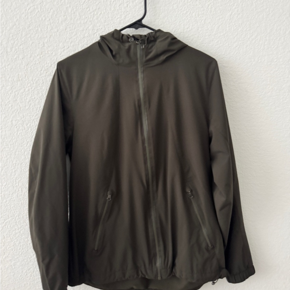 Lululemon women’s green full zip jacket, size 10